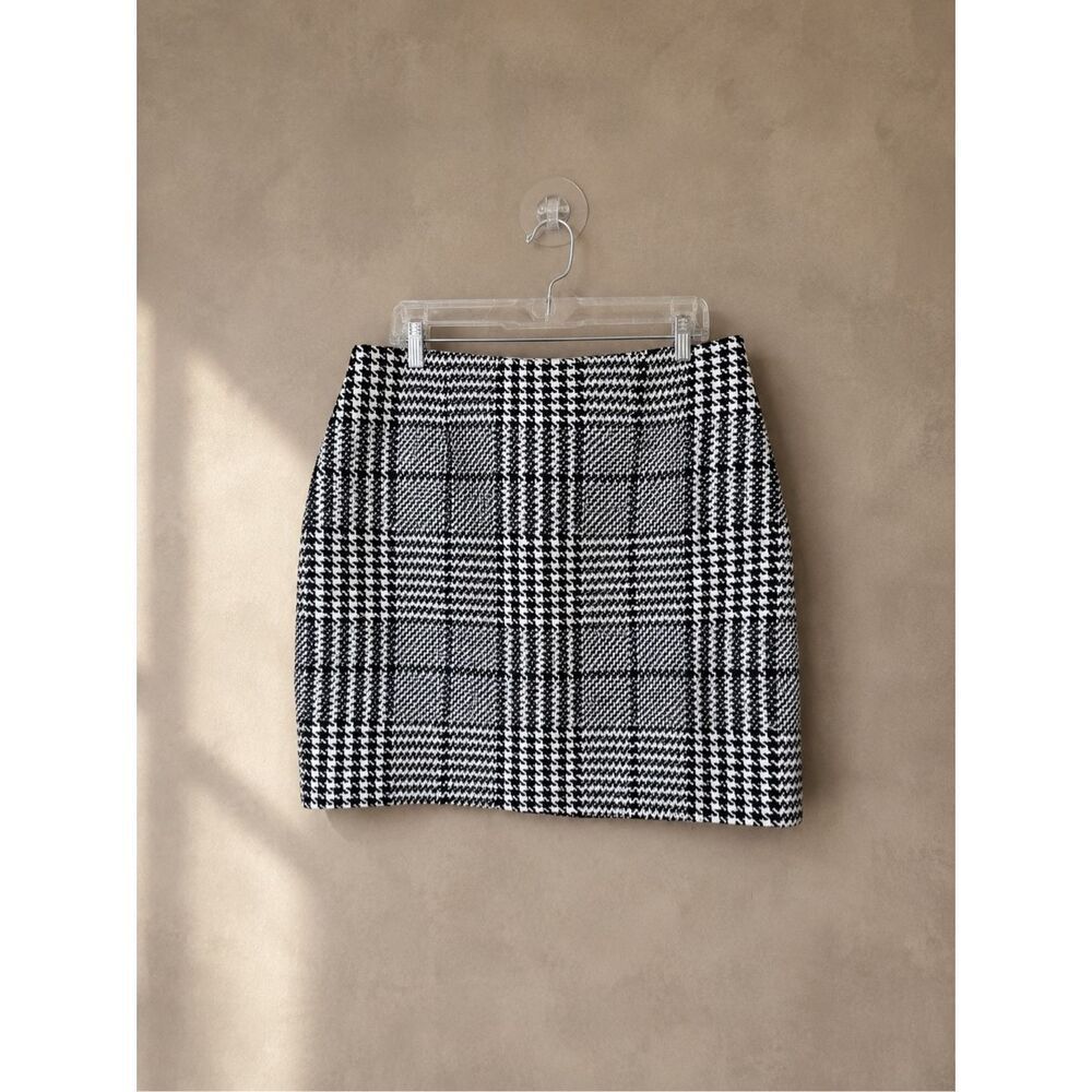 WHITE HOUSE BLACK MARKET | Houndstooth Plaid Skirt | Size 14 | whbm